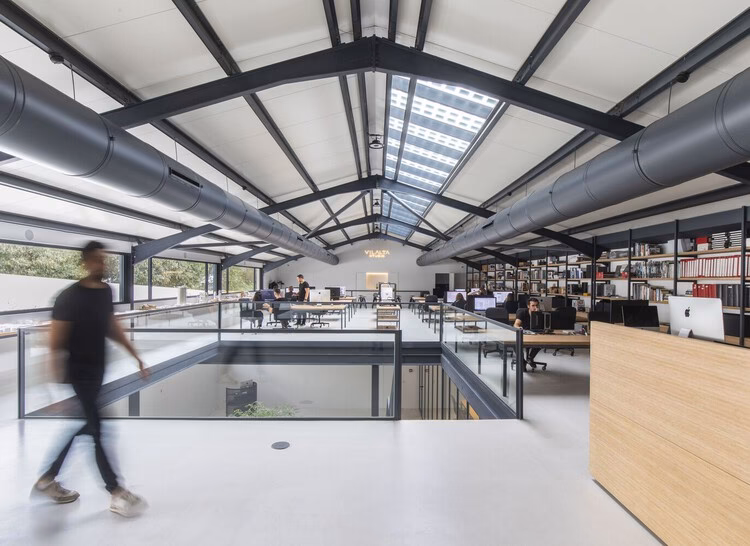 ¿Qué hace un arquitecto industrial?