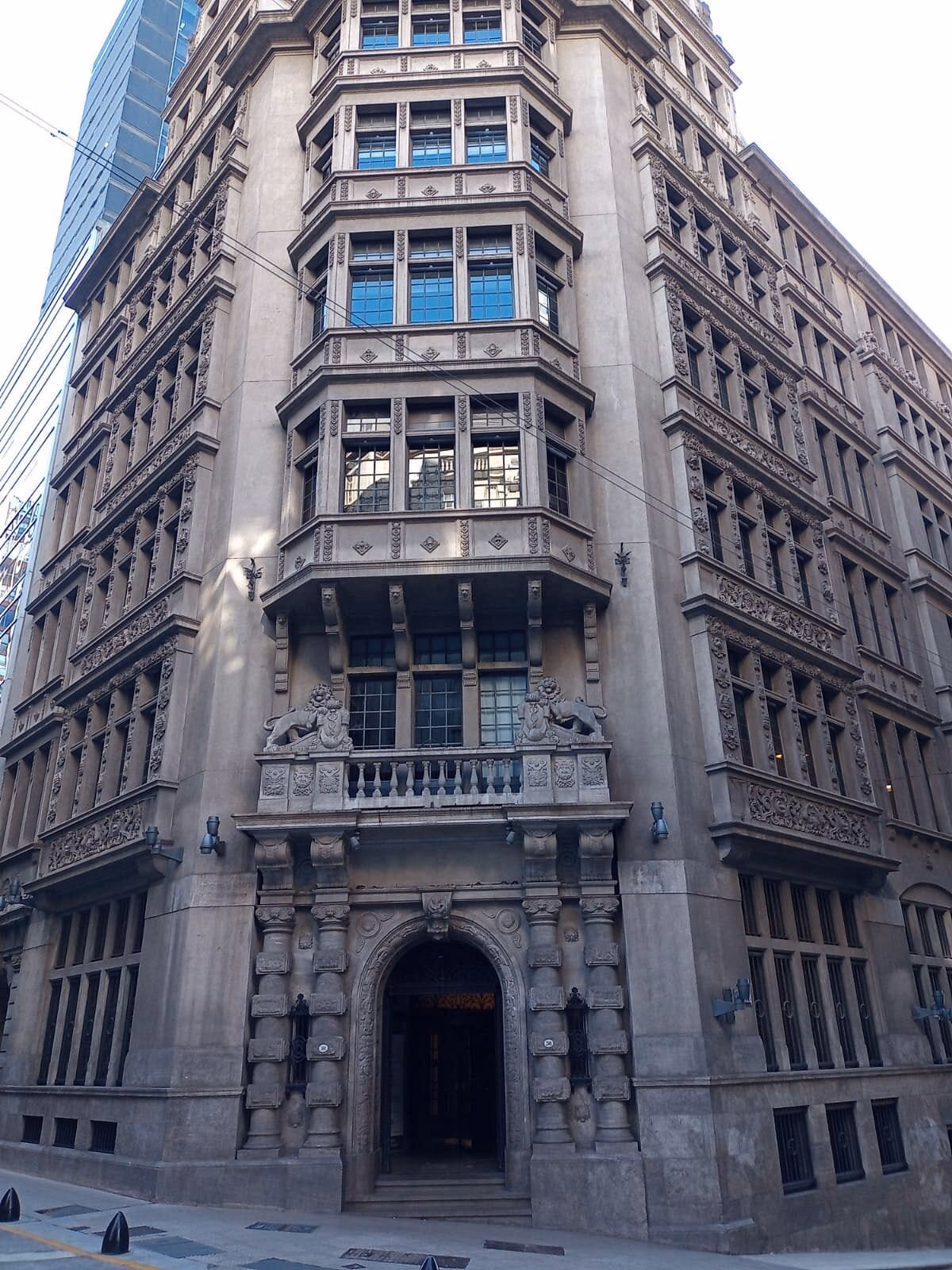 ¿Qué ciudad fundó Bunge en Argentina?