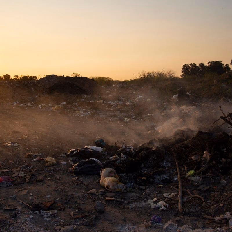 ¿Qué problemas ambientales hay en Almirante Brown?