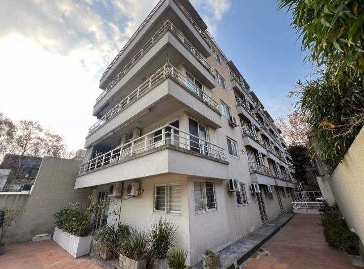 ¿Qué colectivo me deja en la cancha de Tigre?