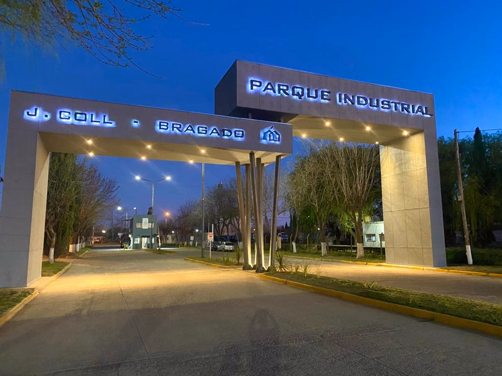 ¿Cuál es el CUIT de la Municipalidad de Bragado?