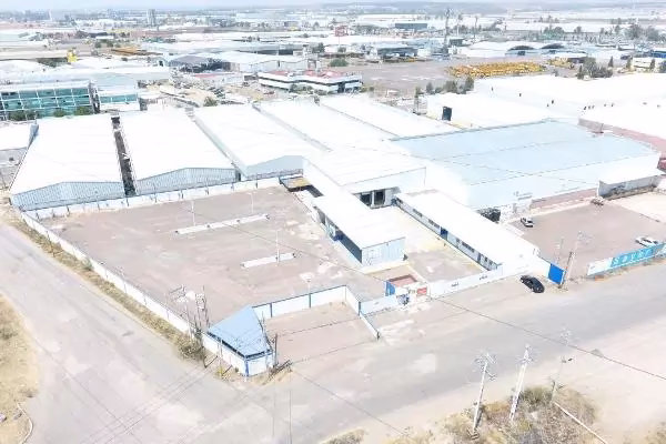 ¿Cuántas ubicaciones tiene Altec Industries?