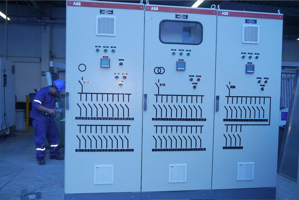 ¿Cuáles son los tipos de tableros eléctricos industriales?
