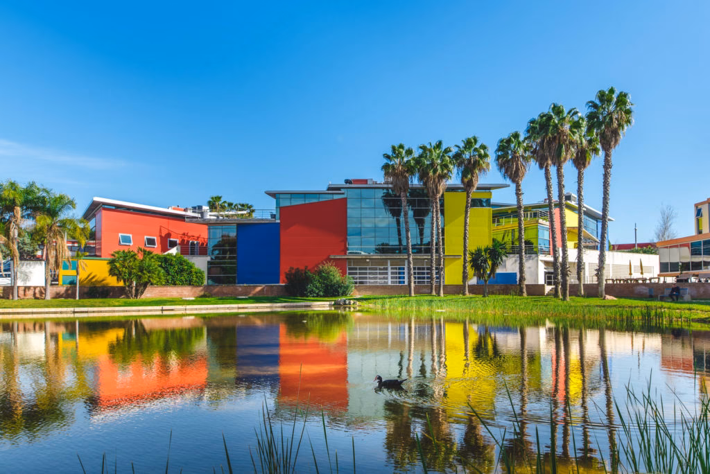 ¿Cuántas empresas hay en el PTA Málaga?