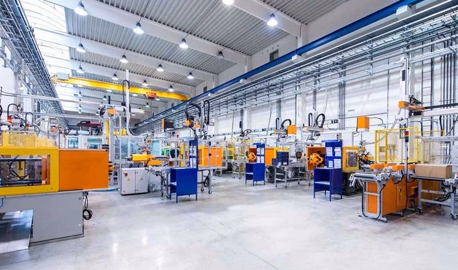 ¿Cuáles son los tipos de luminarias industriales?