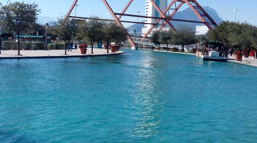 ¿Qué actividades se pueden hacer en el Parque Fundidora?