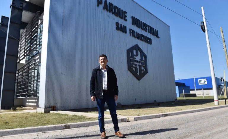 ¿Dónde trabaja un gerente industrial?