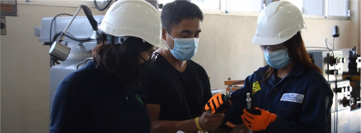 ¿Qué universidades tienen la carrera de ingeniería automotriz?