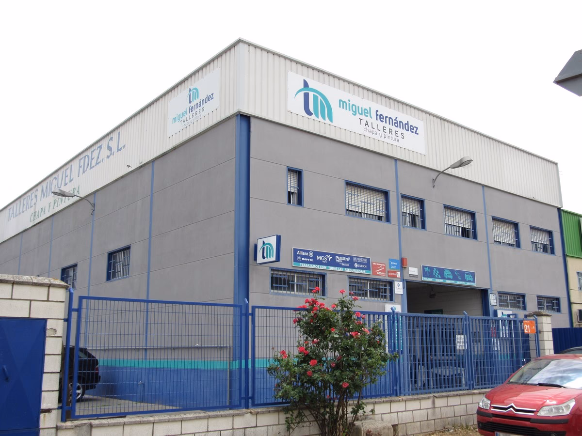 ¿Cuánto se cobra en un taller de chapa y pintura?