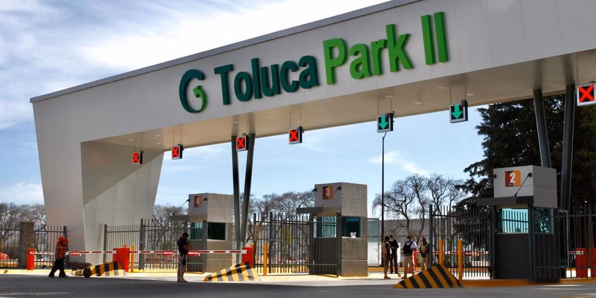 ¿Qué hay en el parque 2000?