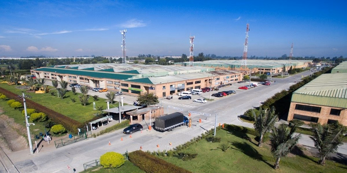 ¿Cómo se llama el parque de San Carlos?