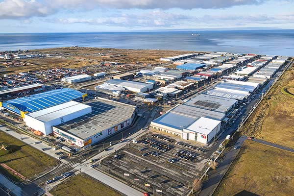 ¿Quién es el dueño de Zona Franca Punta Arenas?