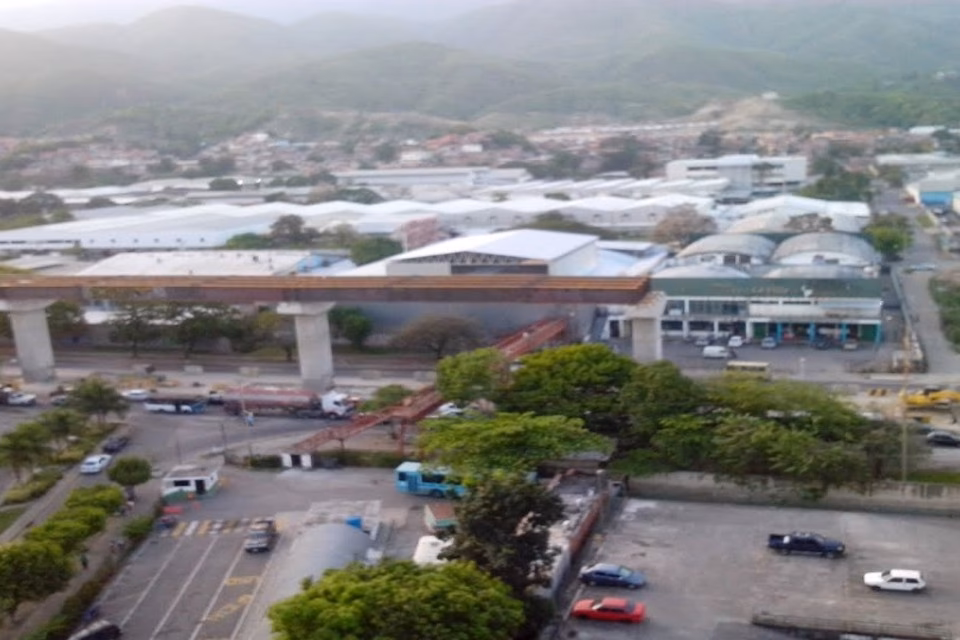 ¿Cuántos sectores tiene Guarenas?